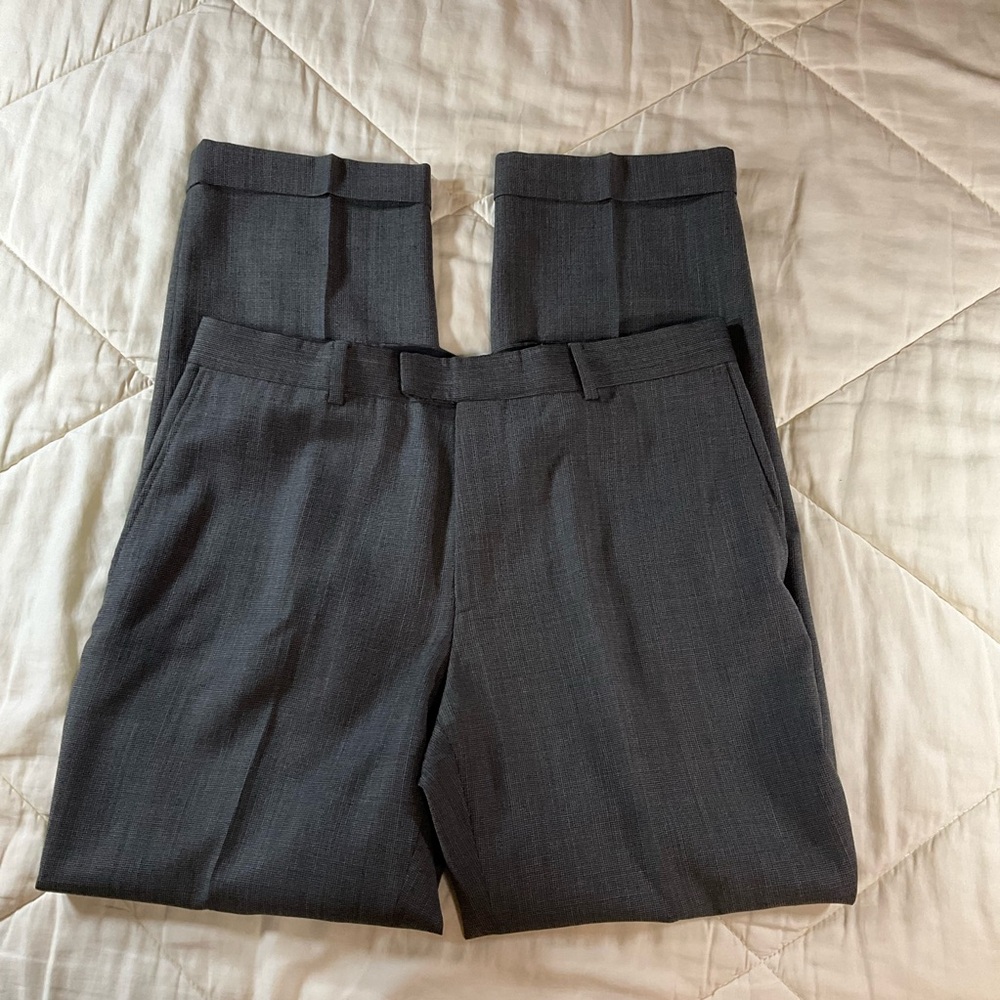 Hugo Boss Grey Flat Front Cuffed Dress Slacks Size 34R #2373